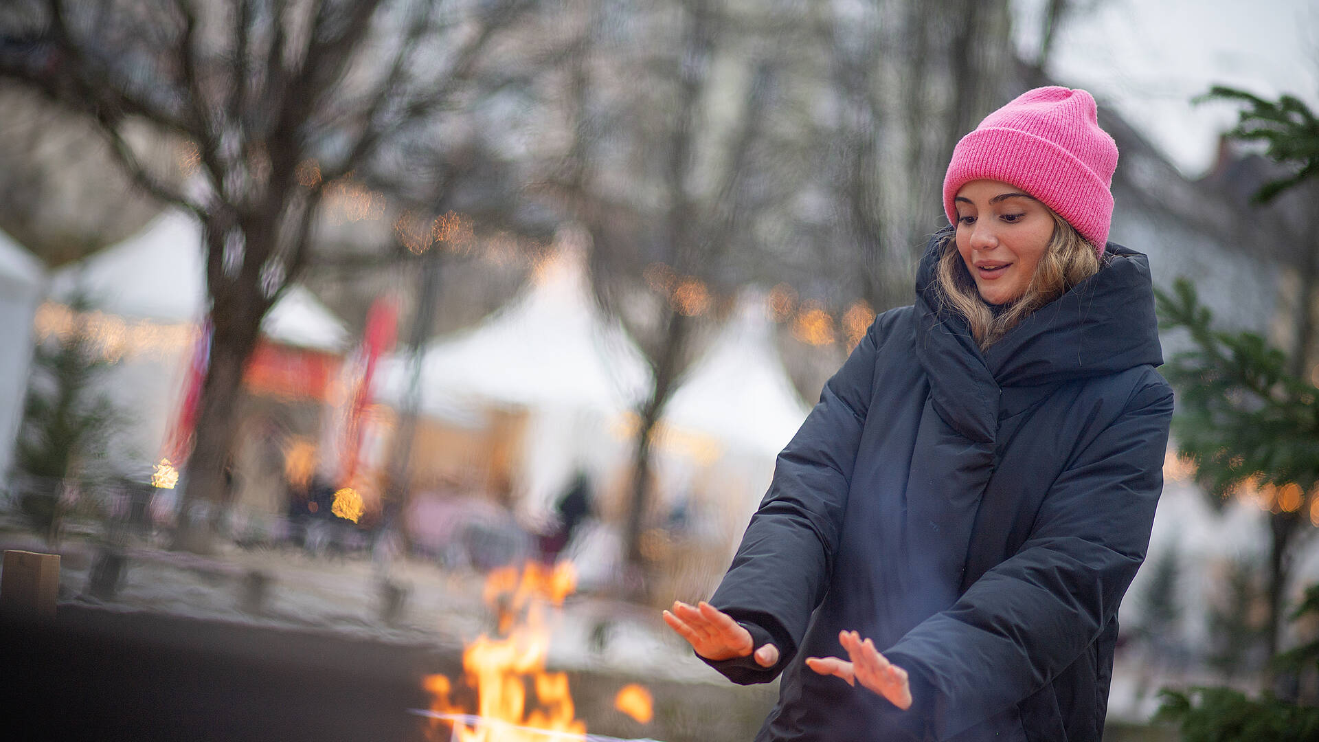 Feuerschale beim Hafenknistern am Lendhafen in Klagenfurt